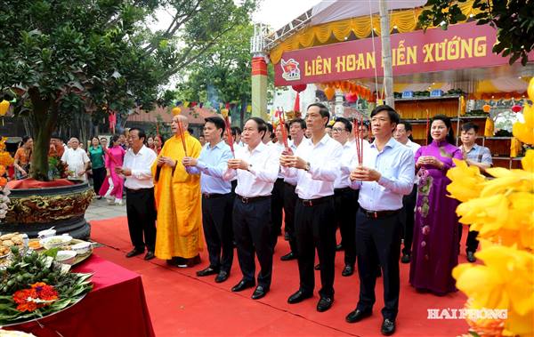 Trang trọng lễ giỗ Đức Thánh Trần trên đất Kiếp Bạc linh thiêng