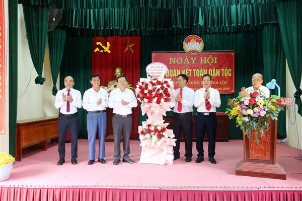 Xã Gia Lộc tổ chức điểm Ngày Hội Đại đoàn kết toàn dân tộc năm 2025 tại thôn Phương Điếm 1