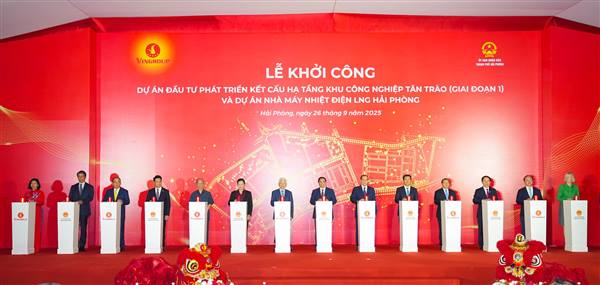 UBND thành phố Hải Phòng phối hợp với Tập đoàn Vingroup tổ chức khởi công Dự án đầu tư phát triển kết cấu hạ tầng Khu Công nghiệp Tân Trào (giai đoạn 1) và Dự án Nhà máy Nhiệt điện LNG Hải Phòng