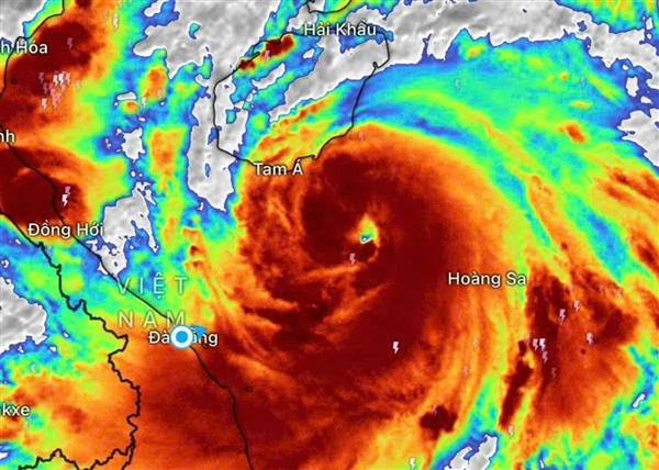 Thông báo về việc cấm một số hoạt động trên khu vực cửa sông, biển để phòng, chống bão số 9