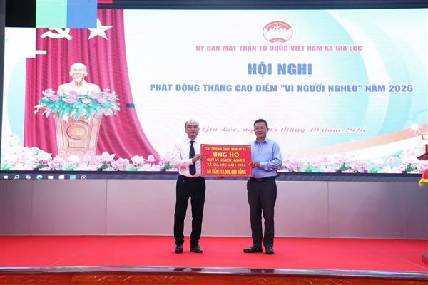 Xã Gia Lộc tiếp nhận hơn 300 triệu đồng trong ngày đầu phát động Tháng cao điểm “Vì người nghèo” năm 2026