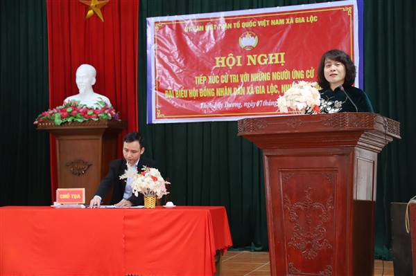 Các ứng cử viên HĐND xã thuộc Đơn vị bầu cử số 01 tiếp xúc cử tri vận động bầu cử tại các thôn Lũy Dương, Cộng Hòa, Xuân Trình, Thành Lập, Đồng Tâm