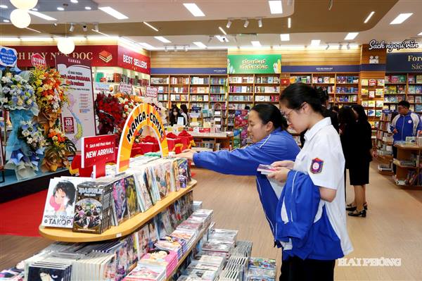 Lựa chọn tác phẩm tham gia Cuộc thi kể chuyện theo sách với chủ đề: “Đọc sách hôm nay - Tự hào Đất Cảng anh hùng, lan tỏa xứ Đông văn hiến”