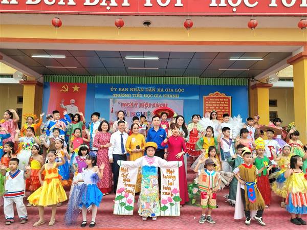 NGÀY HỘI ĐỌC SÁCH & TRẢI NGHIỆM STEM TẠI TRƯỜNG TIỂU HỌC GIA KHÁNH