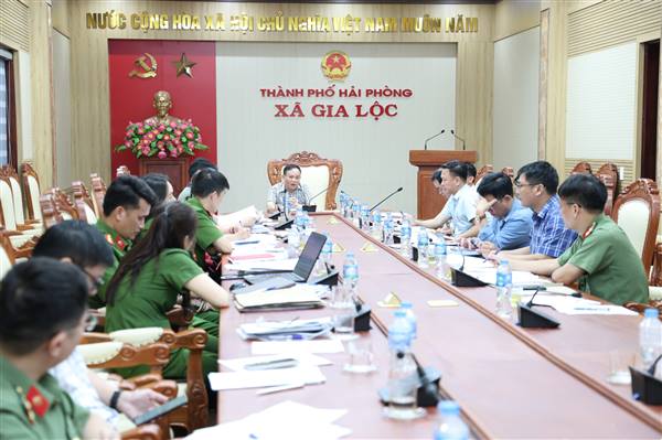UBND XÃ GIA LỘC LÀM VIỆC VỚI ĐOÀN KIỂM TRA SỐ 2 VỀ CÔNG TÁC BẢO ĐẢM TRẬT TỰ ĐÔ THỊ VÀ AN TOÀN GIAO THÔNG