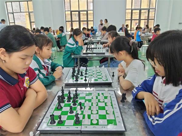 SÔI NỔI GIẢI CỜ VUA TRONG KHUÔN KHỔ ĐẠI HỘI THỂ DỤC THỂ THAO XÃ GIA PHÚC LẦN THỨ NHẤT