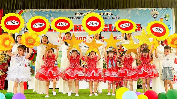 CÁC TRƯỜNG MẦM NON, TIỂU HỌC, TRUNG HỌC CƠ SỞ VÀ THPT TRÊN ĐỊA BÀN XÃ GIA PHÚC TƯNG BỪNG TỔ CHỨC NGÀY HỘI TOÀN DÂN ĐƯA TRẺ ĐẾN TRƯỜNG VÀ TỔ CHỨC KỶ NIỆM 80 NĂM