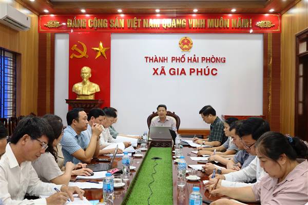 HỘI NGHỊ THƯỜNG TRỰC ĐẢNG ỦY XÃ GIA PHÚC: THẢO LUẬN GIẢI PHÁP NÂNG CAO CHẤT LƯỢNG GIÁO DỤC GIAI ĐOẠN 2025–2030