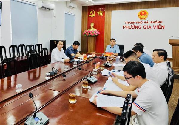 Phường Gia Viên tổ chức Hội nghị trực tuyến Ủy ban nhân dân thành phố với địa phương về điều chỉnh Kịch bản giải ngân kế hoạch vốn đầu tư công năm 2025 đến hết niên độ ngân sách năm 2025. 
