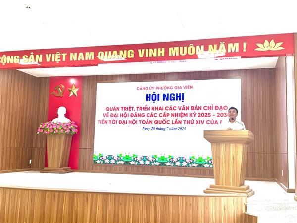 Hội nghị quán triệt, triển khai các văn bản chỉ đạo về Đại hộ Đảng các cấp nhiệm kỳ 2025-2030, tiến tới Đại hội toàn quốc lần thứ XIV của Đảng