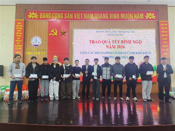 Đảng ủy - HĐND - UBND - UBMTTQVN phường Gia Viên đã phối hợp cùng các doanh nghiệp, nhà hảo tâm tổ chức trao quà Tết Bính Ngọ năm 2026 cho các đối tượng là người khuyết tật, trẻ mồ côi, người có hoàn cảnh khó khăn, tân binh nhập ngũ trên địa bàn phường