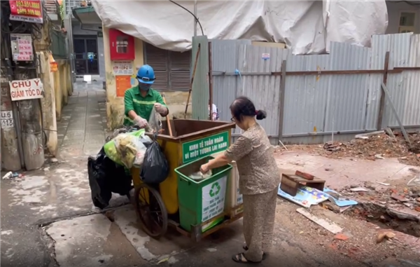 Công ty TNHH MTV Môi trường và đô thị Hải Phòng triển khai sử dụng thiết bị phát loa hướng dẫn phân loại rác trên các xe thu gom rác