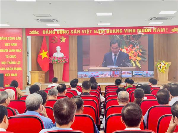 Phường Gia Viên tham dự Hội nghị trực tuyến Toàn quốc tổng kết công tác bầu cử nhiệm kỳ 2026 - 2031