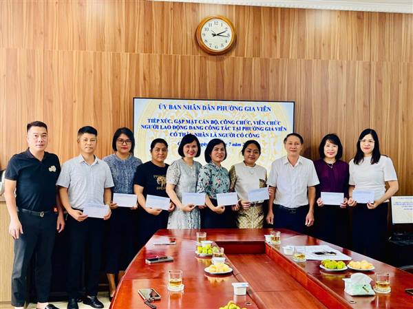 Phường Gia Viên tổ chức tiếp xúc, gặp mặt cán bộ, công chức, viên chức, người lao động đang công tác tại phường Gia Viên có thân nhân là người có công nhân kỷ niệm 79 năm ngày Thương binh - Liệt sĩ (27/7/1947 - 27/7/2026)