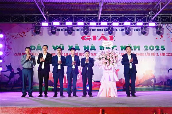 300 VĐV tham gia Giải Dân vũ xã Hà Bắc năm 2025
