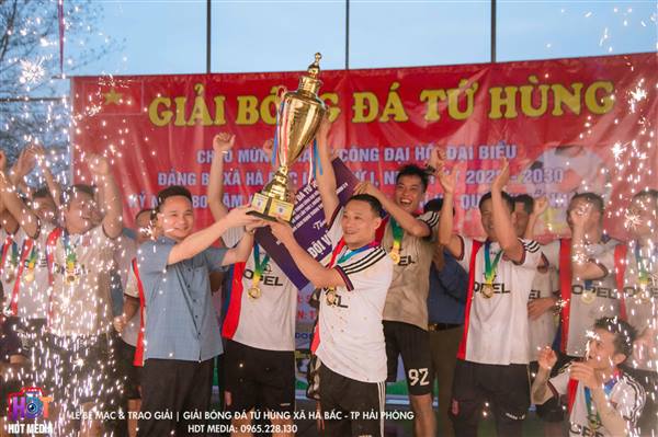 Bế mạc giải Bóng đá thanh niên tranh Cúp Tứ Hùng xã Hà Bắc năm 2025