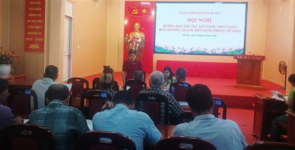 Xã Hà Bắc tổ chức Hội nghị hướng dẫn thủ tục xét tặng, truy tặng huy chương thanh niên xung phong vẻ vang.