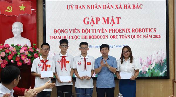 Hội nghị gặp mặt, động viên cô và trò đội tuyển Phoenix Robotics tham dự cuộc thi Robocon (ORC) toàn quốc năm 2026