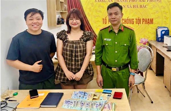 Công an xã Hà Bắc: Phản ứng nhanh, kịp thời hỗ trợ người dân nhận lại tài sản đánh mất