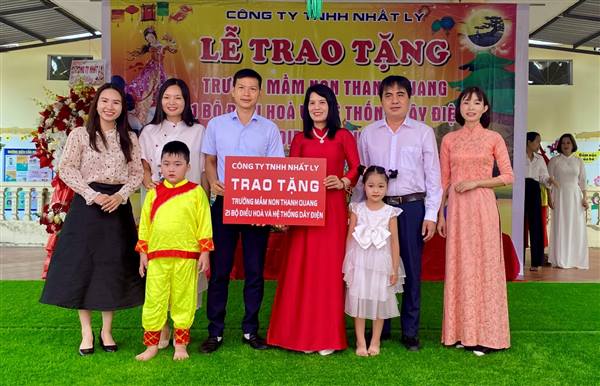 Trường Mầm non Thanh Quang nhận quà tài trợ hơn 235 triệu đồng