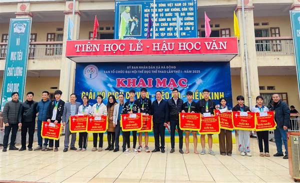 Tổ chức 2 giải thể thao tại các trường THCS