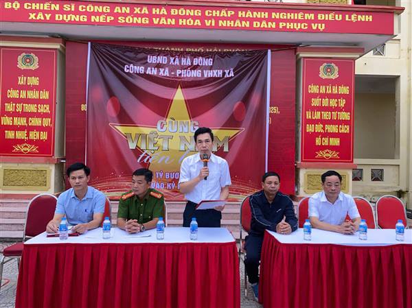  Xã Hà Đông hưởng ứng chương trình đi bộ “Cùng Việt Nam tiến bước”