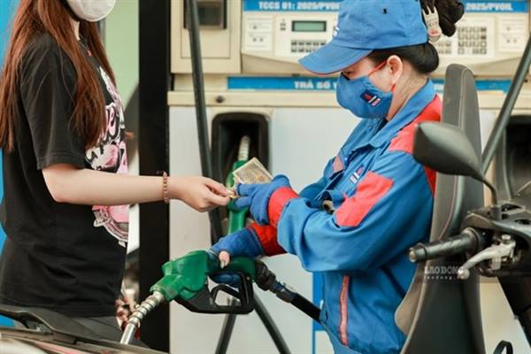Kéo dài thời hạn áp dụng chính sách ưu đãi thuế xăng, dầu và nhiên liệu bay đến hết năm 2026
