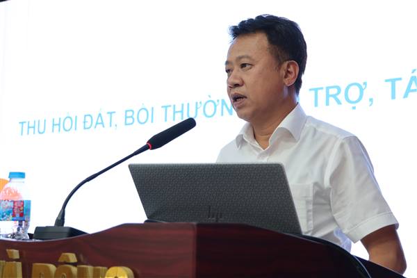 Hà Đông tập huấn Luật đất đai cho cán bộ công chức, viên chức xã