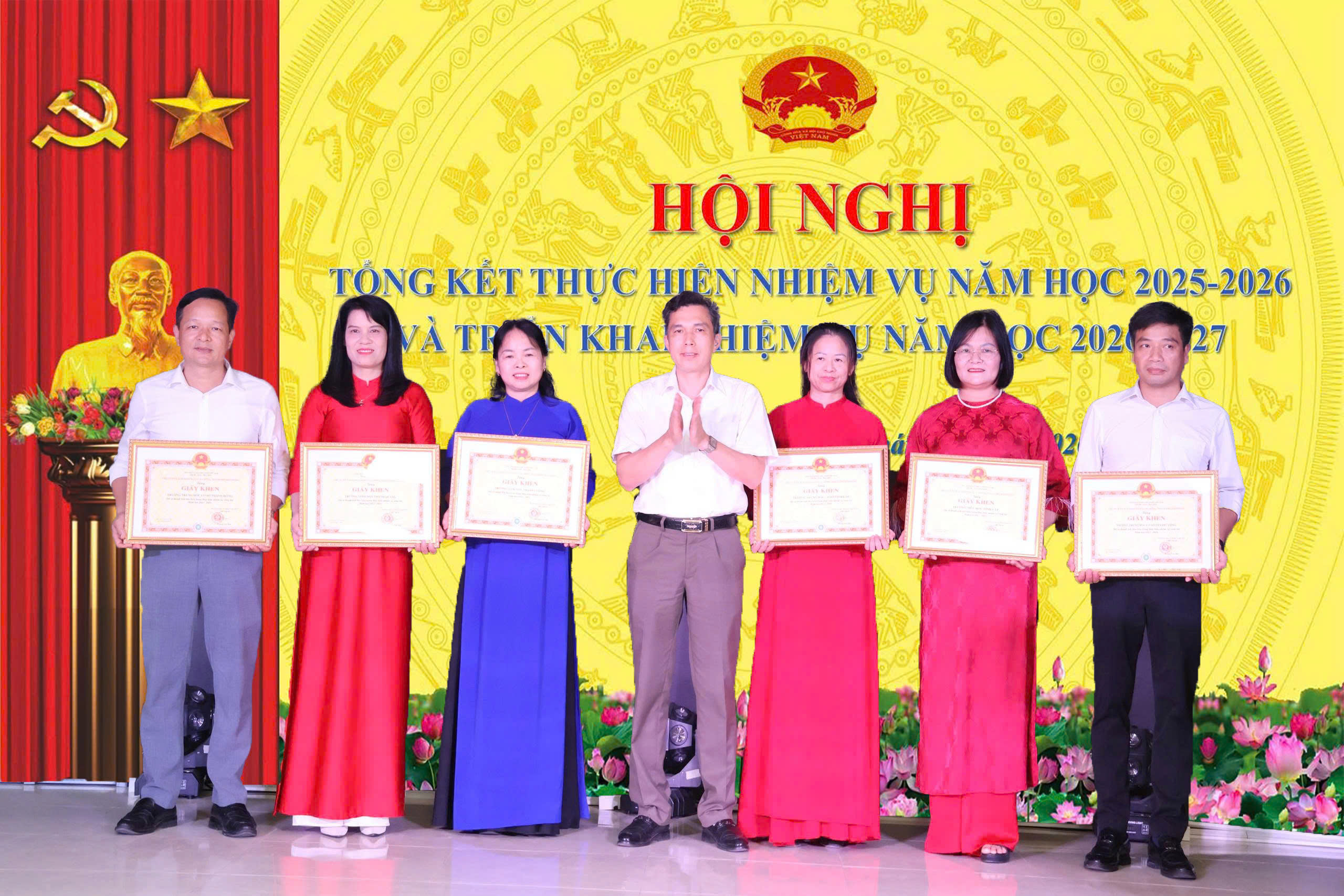Nhấn vào ảnh để phóng to