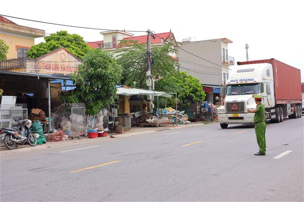 Giữ bình yên trên những cung đường dịp Quốc khánh