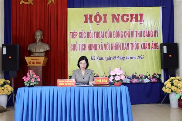 ĐẢNG ỦY XÃ HÀ NAM TỔ CHỨC HỘI NGHỊ TIẾP XÚC, ĐỐI THOẠI GIỮA BÍ THƯ ĐẢNG ỦY VỚI NHÂN DÂN THÔN XUÂN ÁNG
