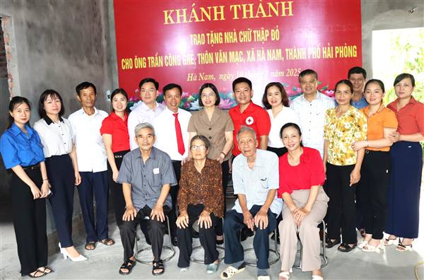 Xã Hà Nam: 1 hộ gia đình được hỗ trợ xây Nhà chữ thập đỏ