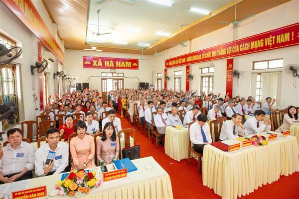 Đại hội đại biểu Đảng bộ xã Hà Nam lần thứ nhất nhiệm kỳ 2025-2030 đã thành công tốt đẹp