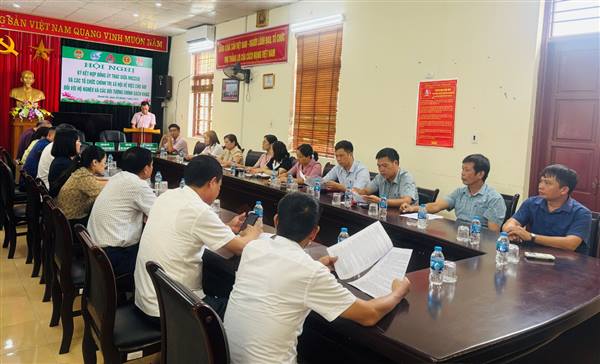Hội nghị ký kết Hợp đồng ủy thác giữa Phòng giao dịch Ngân hàng Chính sách xã hội Thanh Hà và các tổ chức Hội đoàn thể cấp xã