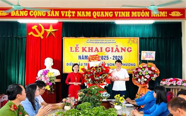TƯNG BỪNG KHAI GIẢNG NĂM HỌC MỚI 2025–2026 TẠI CÁC TRƯỜNG TRÊN ĐỊA BÀN XÃ HÀ TÂY