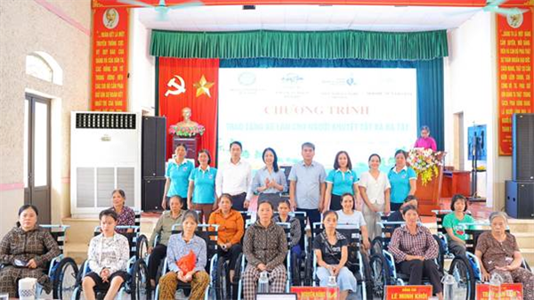 Chương trình trao tặng xe lăn - lan tỏa yêu thương, tiếp sức người khuyết tật vươn lên trong cuộc sống