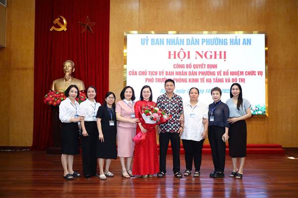 HỘI NGHỊ BỔ NHIỆM CHỨC VỤ PHÓ TRƯỞNG KINH TẾ, HẠ TẦNG VÀ ĐÔ THỊ