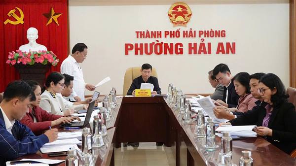 Hội đồng nhân dân phường Hải An tiến hành giám sát chuyên đề đối với UBND phường về kết quả thực hiện chương trình chuyển đổi số năm 2025.