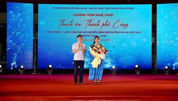 Phường Hải An tổ chức chương trình nghệ thuật chào mừng thành công Đại hội Đại biểu Đảng bộ lần thứ I, nhiệm kỳ 2025-2030.