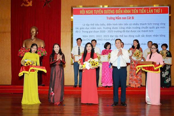 Phường Hải An tổ chức hội nghị Tuyên dương điển hình tiên tiến lần thứ I (2025-2030)