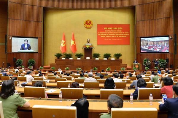 NHANH CHÓNG HIỆN THỰC HÓA 4 NGHỊ QUYẾT, TẠO NÊN ĐỘT PHÁ TO LỚN, ĐƯA ĐẤT NƯỚC PHÁT TRIỂN NHANH, BỀN VỮNG