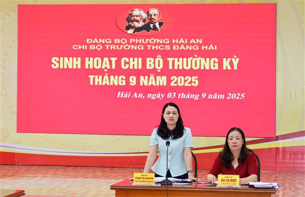 Trường THCS Đằng Hải sinh hoạt chi bộ thường kỳ tháng 9/2025