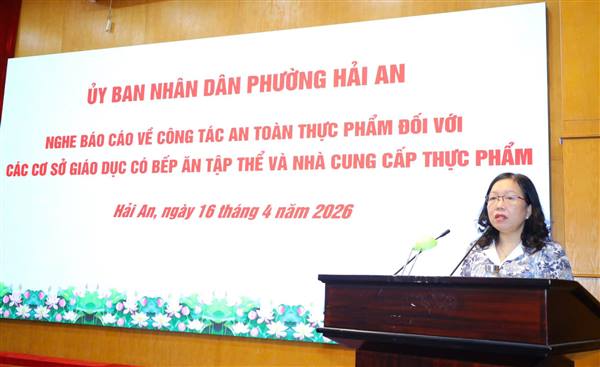 UBND phường Hải An nghe báo cáo công tác bảo đảm an toàn thực phẩm trong các trường học trên địa bàn phường