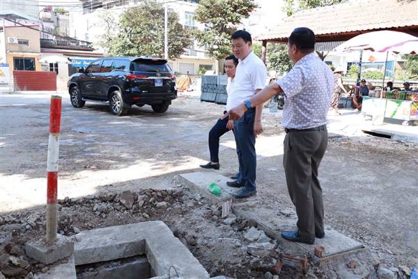 LÃNH ĐẠO PHƯỜNG HẢI AN KIỂM TRA, ĐÔN ĐỐC TIẾN ĐỘ CÁC CÔNG TRÌNH, DỰ ÁN TRÊN ĐỊA BÀN PHƯỜNG