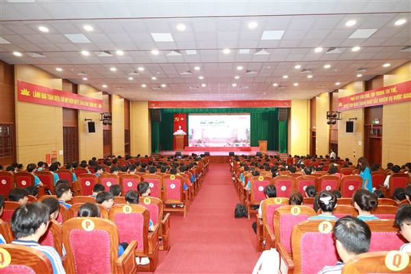 Phường Hải An hưởng ứng chương trình đi bộ “Cùng Việt Nam tiến bước” năm 2026