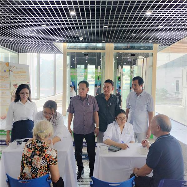 PHƯỜNG HẢI AN TRIỂN KHAI KHÁM SỨC KHỎE ĐỊNH KỲ, SÀNG LỌC MIỄN PHÍ CHO NGƯỜI DÂN