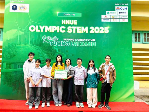 ĐỘI TUYỂN STEM THCS NGỌC CHÂU PHƯỜNG HẢI DƯƠNG
ĐẠT GIẢI TẠI HNUE STEM OLYMPIC 2025