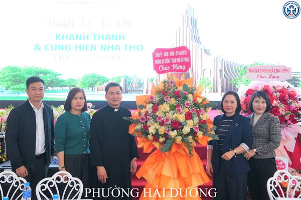KHÁNH THÀNH NHÀ THỜ GIÁO XỨ KIM LAI – DẤU MỐC Ý NGHĨA TRONG ĐỜI SỐNG ĐỨC TIN CỦA GIÁO DÂN PHƯỜNG HẢI DƯƠNG