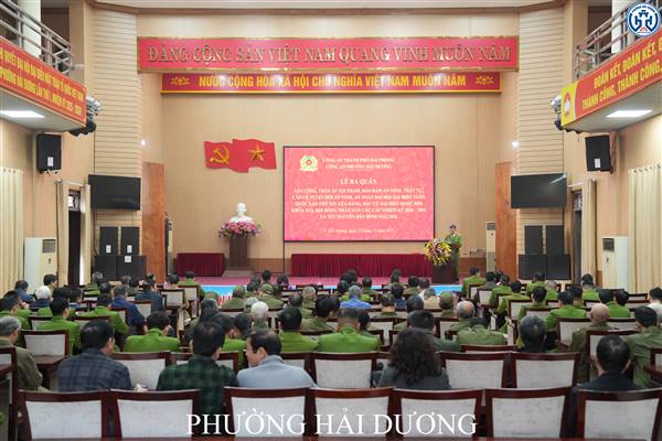 CÔNG AN PHƯỜNG HẢI DƯƠNG TỔ CHỨC LỄ RA QUÂN CAO ĐIỂM, KÝ KẾT THI ĐUA “BA NHẤT” VÀ DIỄN ĐÀN LẮNG NGHE Ý KIẾN NHÂN DÂN