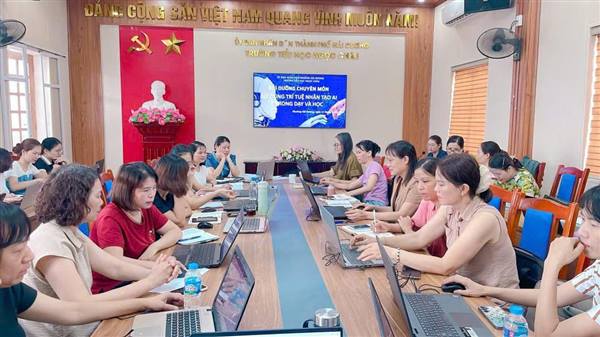 Trường Tiểu học Ngọc Châu Bồi dưỡng chuyên môn: Sử dụng trí tuệ nhâ tạo (AI) trong dạy học